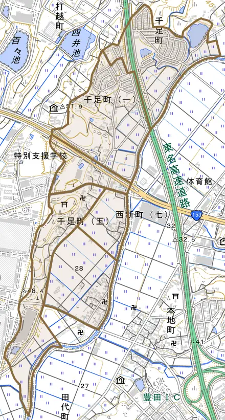 千足町とその周辺の地図。町の範囲を重ねている