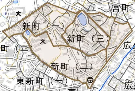 新町とその周辺の地図。町の範囲を重ねている