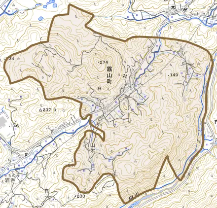 霧山町とその周辺の地図。町の範囲を重ねている