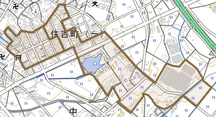 住吉町とその周辺の地図。町の範囲を重ねている