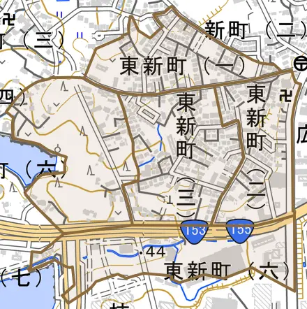 東新町とその周辺の地図。町の範囲を重ねている