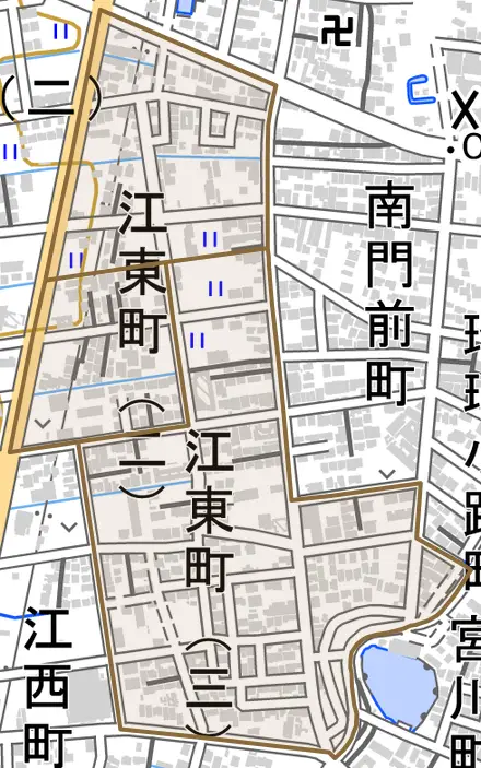 江東町とその周辺の地図。町の範囲を重ねている