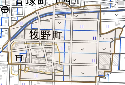 牧野町とその周辺の地図。町の範囲を重ねている