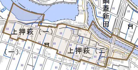 上押萩とその周辺の地図。町の範囲を重ねている