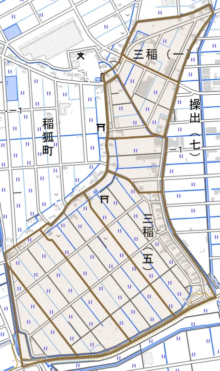 三稲とその周辺の地図。町の範囲を重ねている