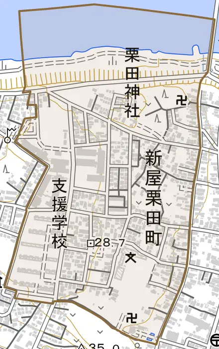新屋栗田町とその周辺の地図。町の範囲を重ねている