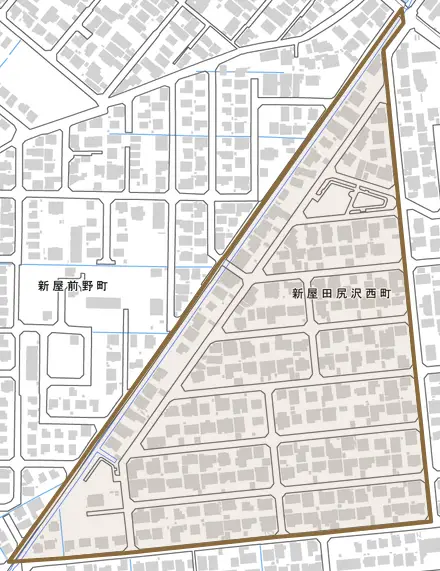新屋田尻沢西町とその周辺の地図。町の範囲を重ねている