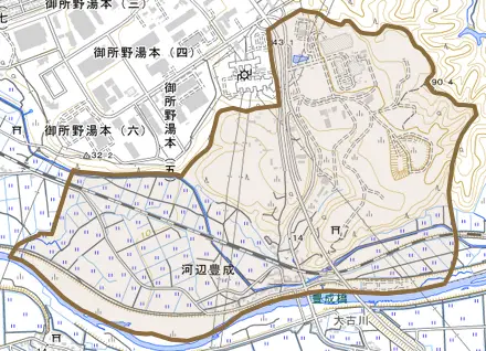 河辺豊成とその周辺の地図。町の範囲を重ねている