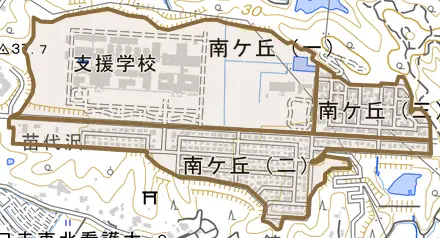 南ケ丘とその周辺の地図。町の範囲を重ねている