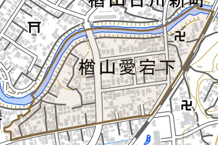楢山愛宕下とその周辺の地図。町の範囲を重ねている