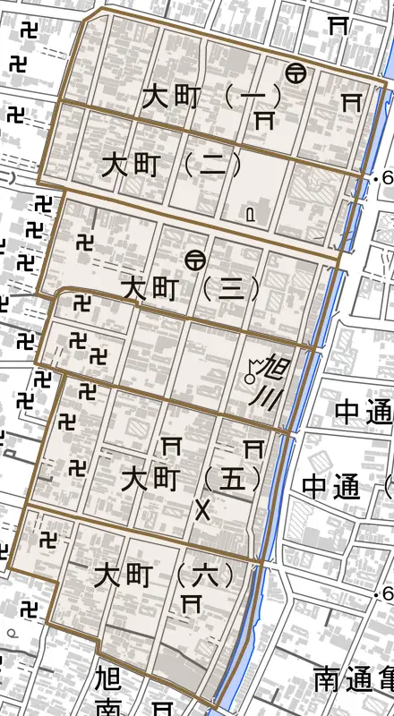 大町とその周辺の地図。町の範囲を重ねている