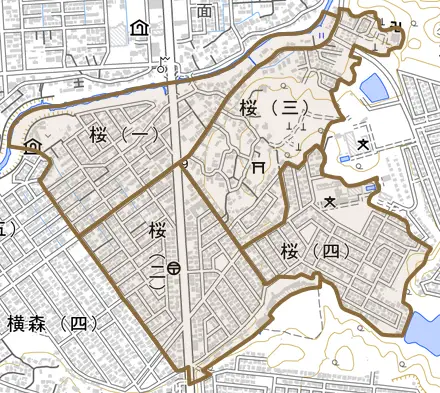 桜とその周辺の地図。町の範囲を重ねている