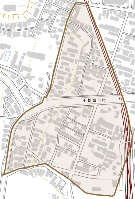千秋城下町とその周辺の地図。町の範囲を重ねている