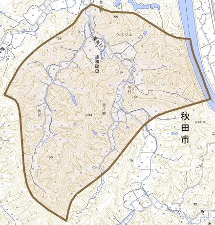 雄和碇田とその周辺の地図。町の範囲を重ねている