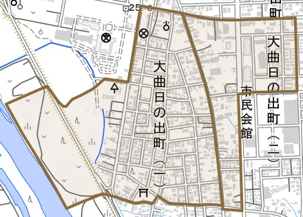 大曲日の出町とその周辺の地図。町の範囲を重ねている