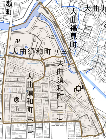 大曲須和町とその周辺の地図。町の範囲を重ねている