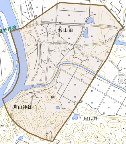 杉山田とその周辺の地図。町の範囲を重ねている