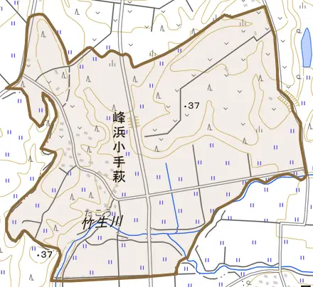 峰浜小手萩とその周辺の地図。町の範囲を重ねている