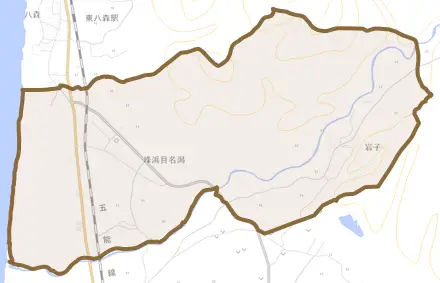 峰浜目名潟とその周辺の地図。町の範囲を重ねている