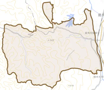 尾去沢とその周辺の地図。町の範囲を重ねている