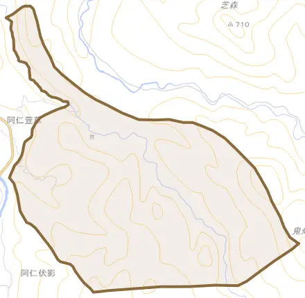 阿仁萱草とその周辺の地図。町の範囲を重ねている