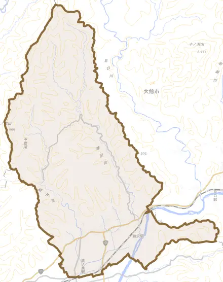綴子とその周辺の地図。町の範囲を重ねている