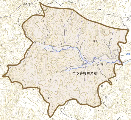 二ツ井町苅又石とその周辺の地図。町の範囲を重ねている