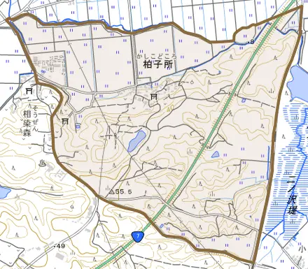 字柏子所とその周辺の地図。町の範囲を重ねている