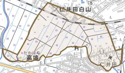 字仁井田白山とその周辺の地図。町の範囲を重ねている