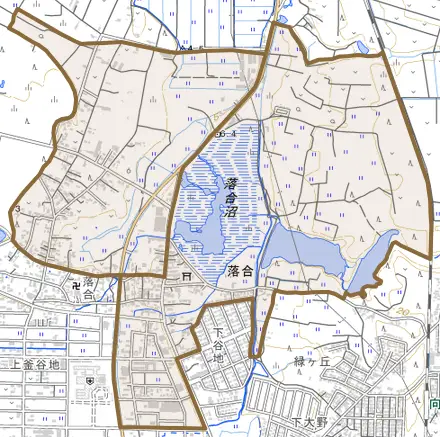 落合とその周辺の地図。町の範囲を重ねている