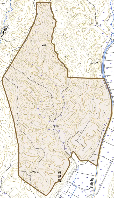 外割田とその周辺の地図。町の範囲を重ねている