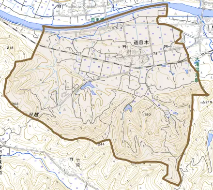 道目木とその周辺の地図。町の範囲を重ねている