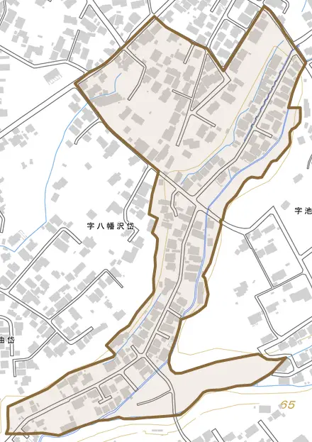 字八幡沢岱とその周辺の地図。町の範囲を重ねている