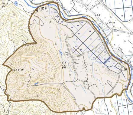 小袴とその周辺の地図。町の範囲を重ねている