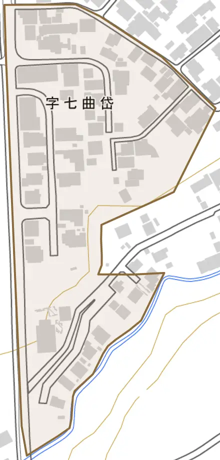 字七曲岱とその周辺の地図。町の範囲を重ねている