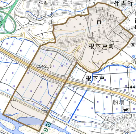根下戸町とその周辺の地図。町の範囲を重ねている