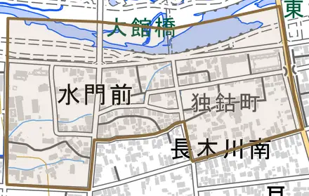 字水門前とその周辺の地図。町の範囲を重ねている