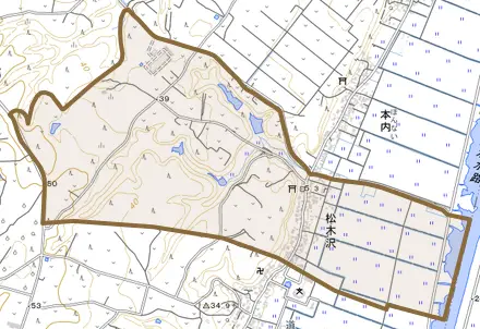 松木沢とその周辺の地図。町の範囲を重ねている