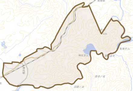 田沢湖卒田とその周辺の地図。町の範囲を重ねている