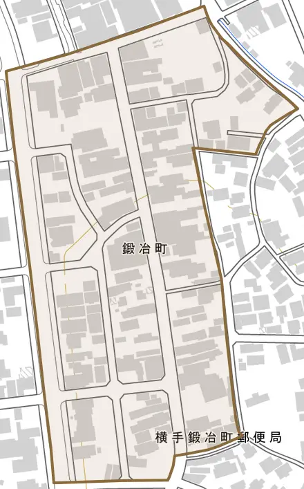 鍛冶町とその周辺の地図。町の範囲を重ねている