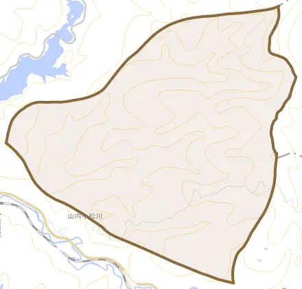 山内小松川とその周辺の地図。町の範囲を重ねている