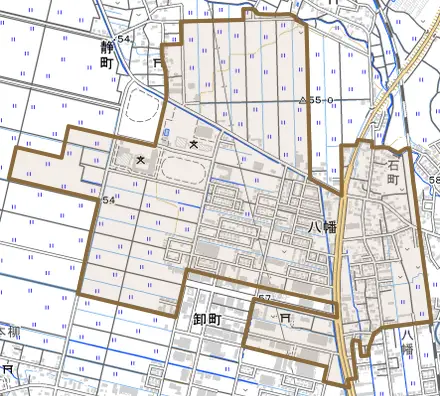 八幡とその周辺の地図。町の範囲を重ねている