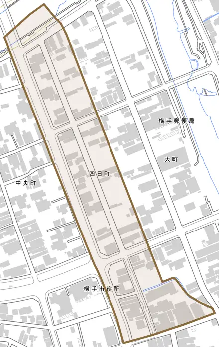 四日町とその周辺の地図。町の範囲を重ねている