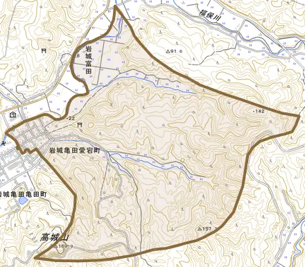 岩城亀田愛宕町とその周辺の地図。町の範囲を重ねている