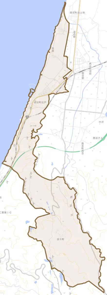 西目町出戸とその周辺の地図。町の範囲を重ねている