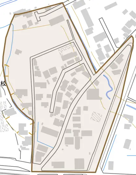 新田とその周辺の地図。町の範囲を重ねている