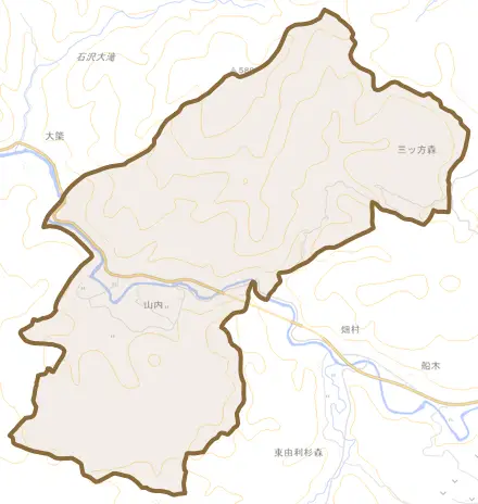 山内とその周辺の地図。町の範囲を重ねている
