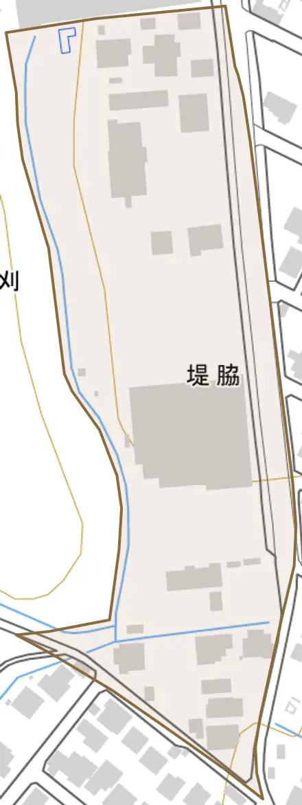 堤脇とその周辺の地図。町の範囲を重ねている