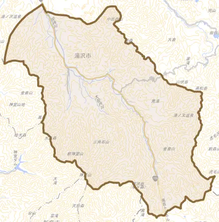 秋ノ宮とその周辺の地図。町の範囲を重ねている