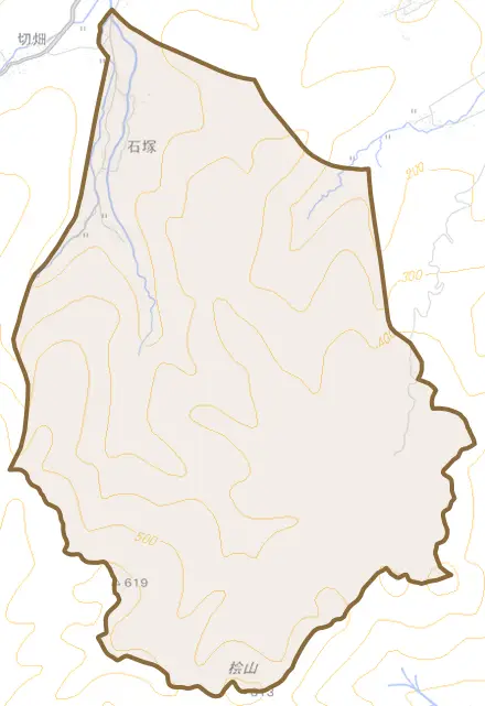 石塚とその周辺の地図。町の範囲を重ねている